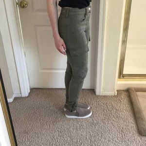 American Eagle Green Cargo Pants